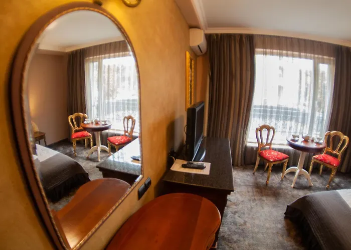 Meg-Lozenetz Hotel