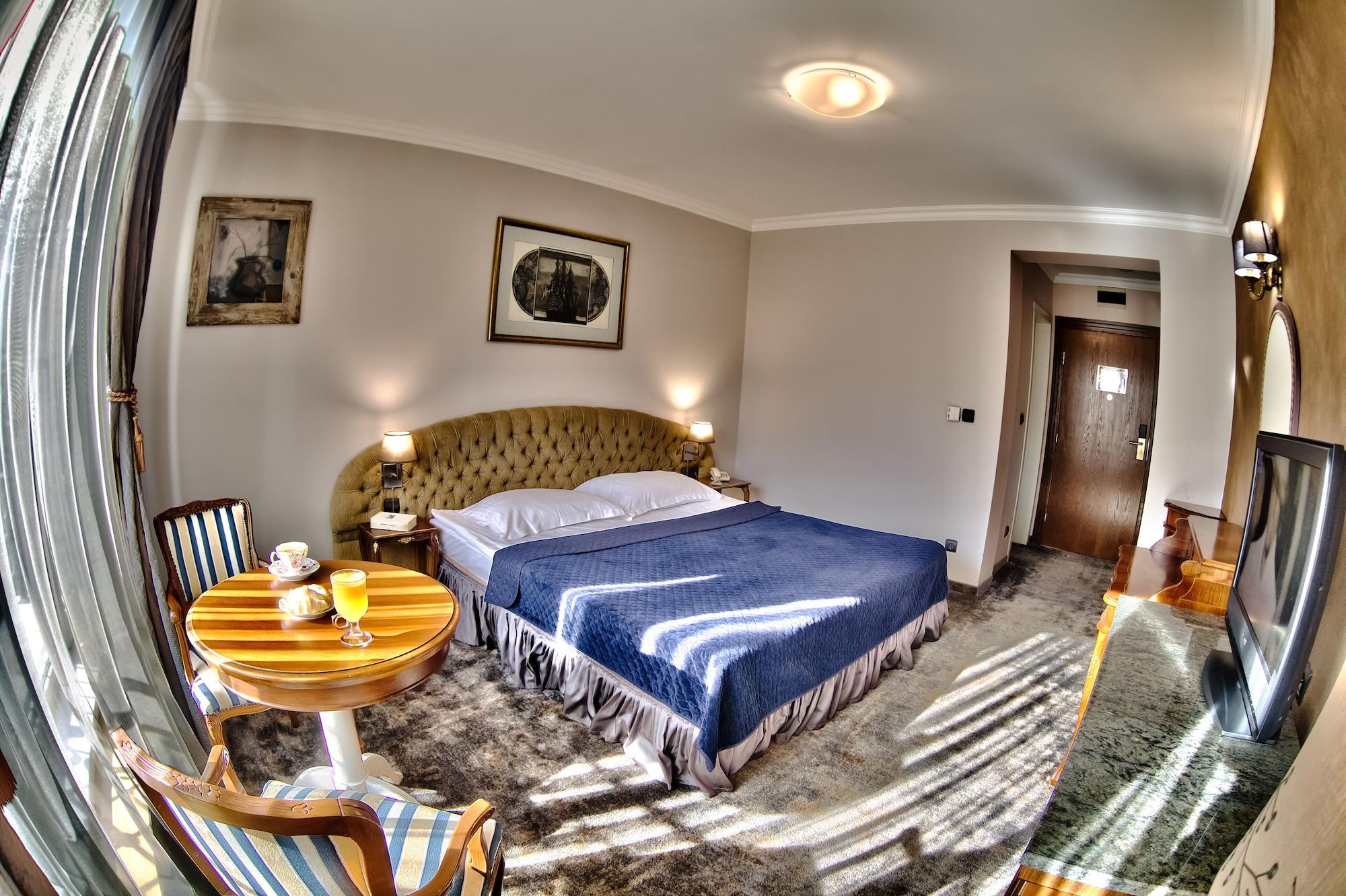 Hotel Meg-lozenetz 3*