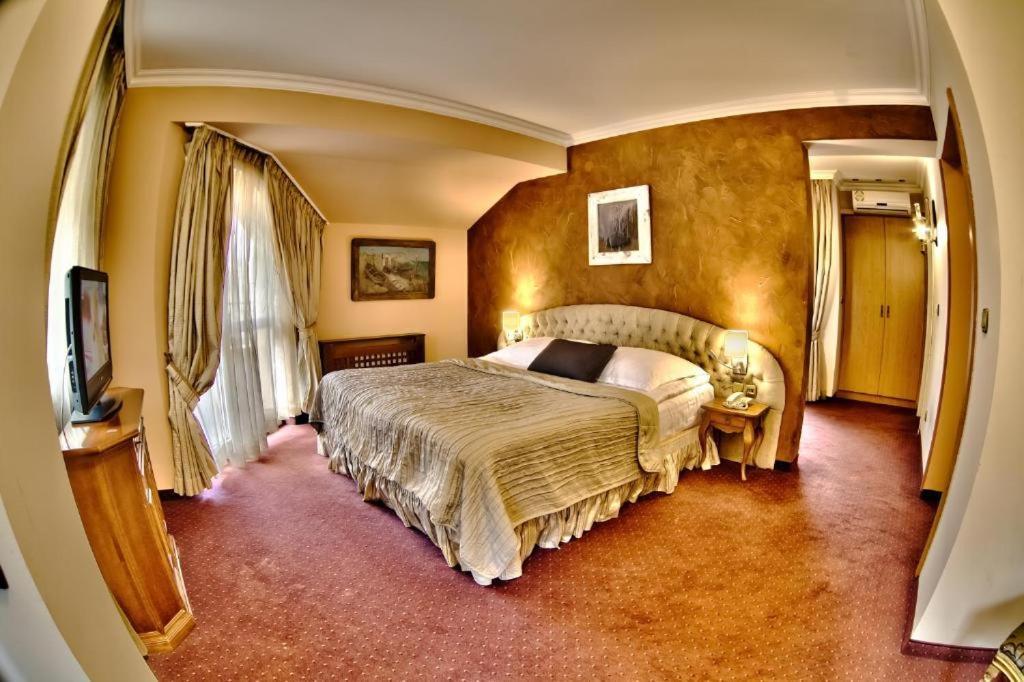 Hotel Meg-lozenetz Sofia